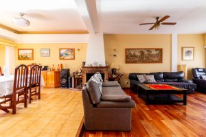 Venta Casa 4 dorm jardin pil quincho coch Victoria