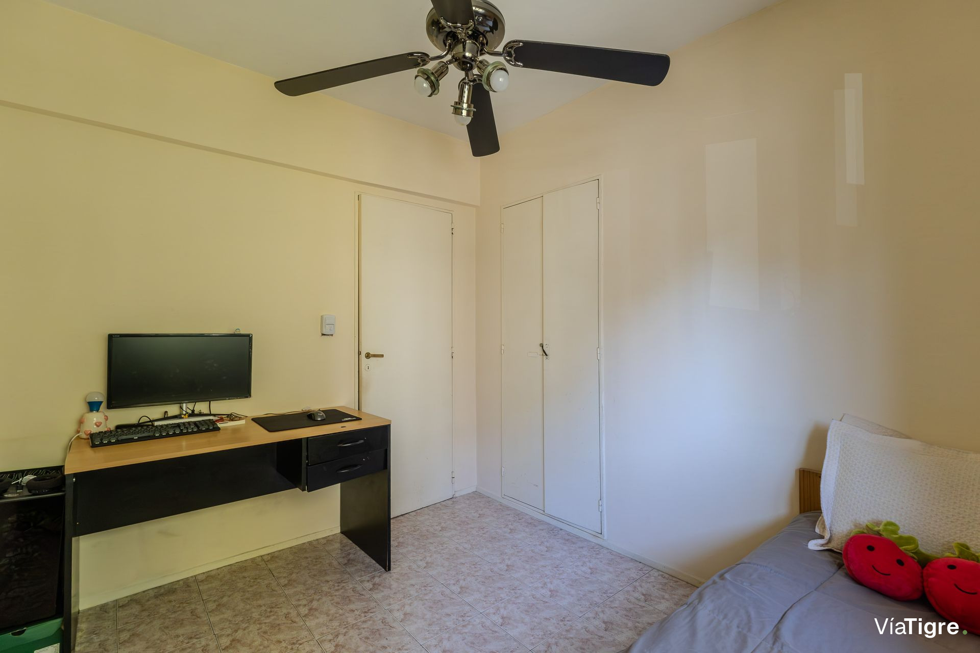 Venta departamento 4 ambientes Martínez Unicenter