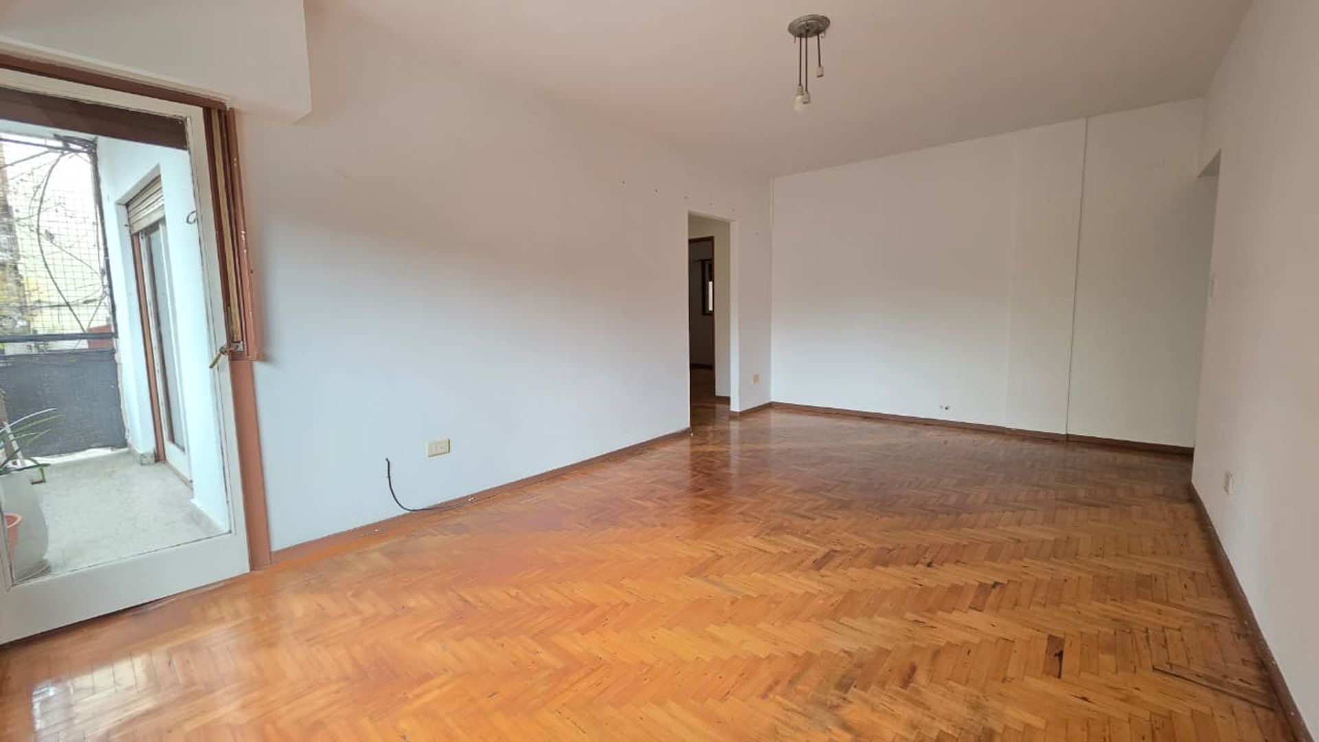 Venta Departamento 3 ambientes Olivos Balcón