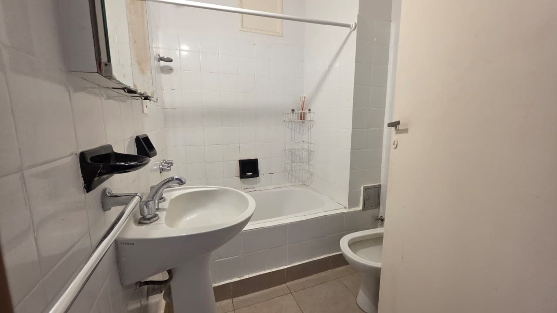 Venta Departamento 3 ambientes Olivos Balcón