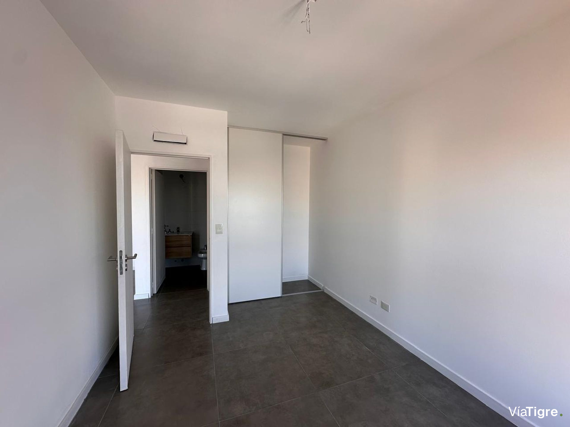 Depto 2 Amb Alquiler Tigre Con Balcon Y Amenities