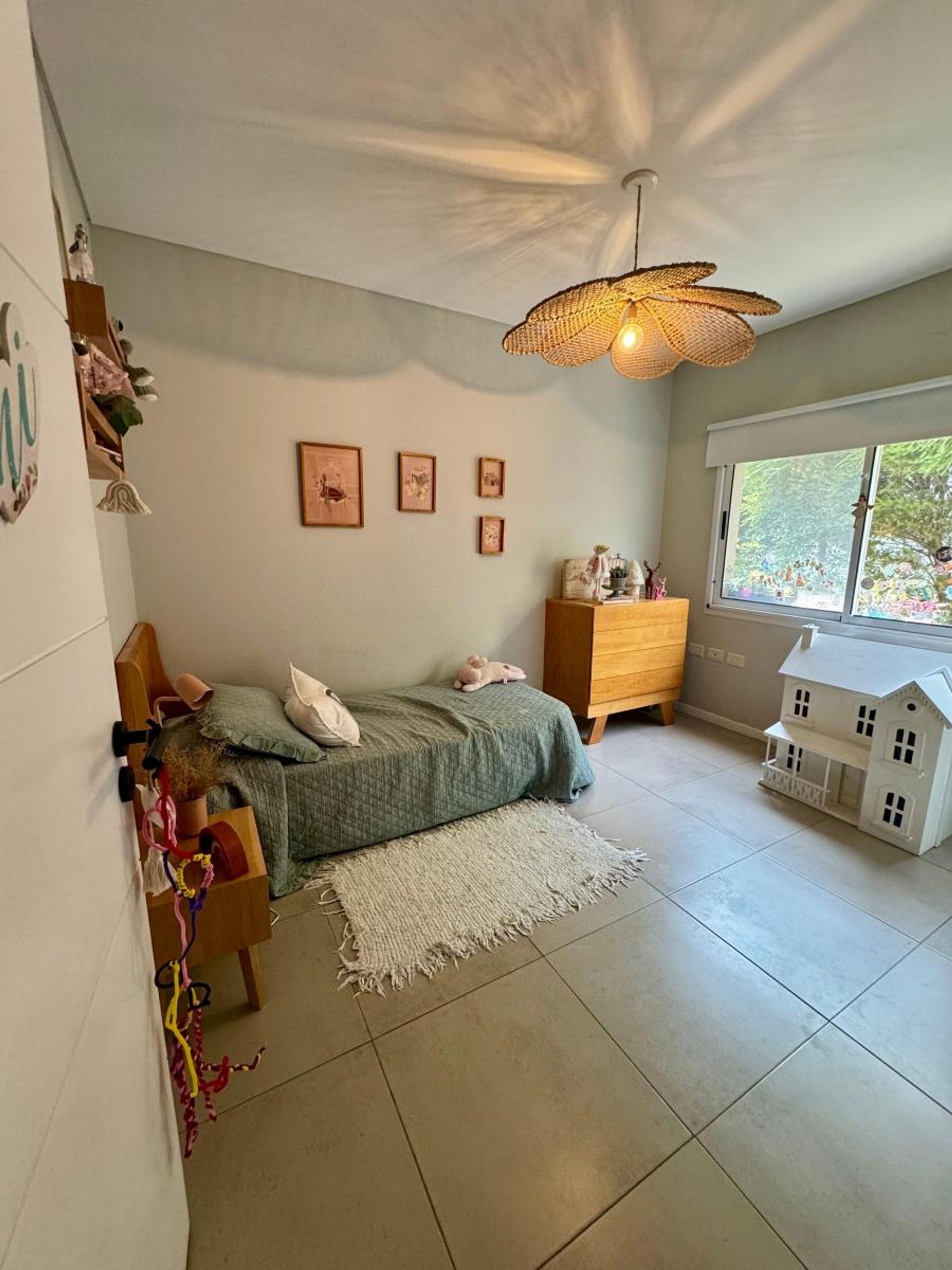 Casa en ALQUILER ANUAL en La Comarca con Pileta