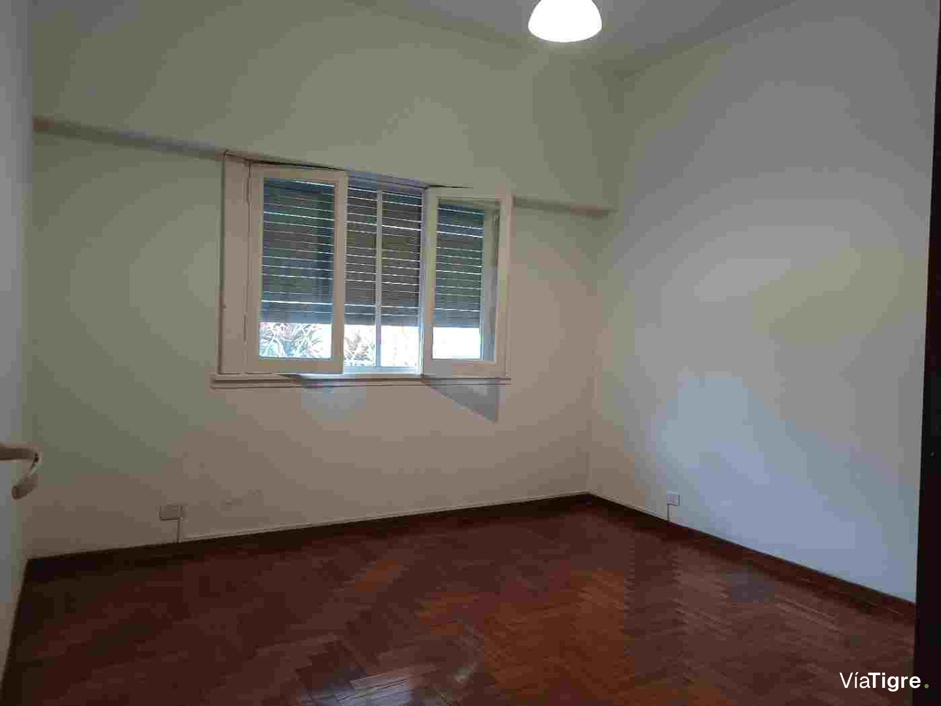 CASA 3 Amb EN VENTA EN BOULOGNE c/terraza