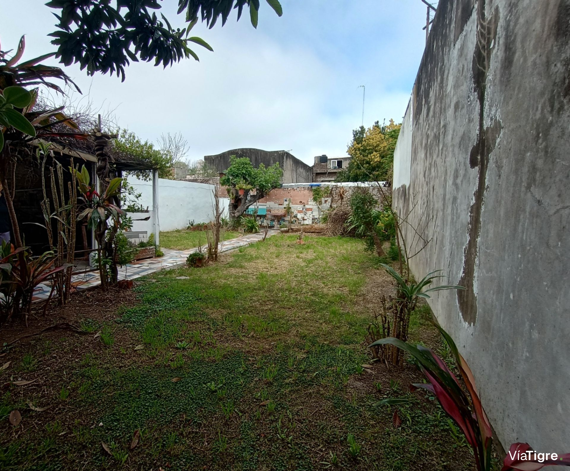 CASA 3 Amb EN VENTA EN BOULOGNE c/terraza