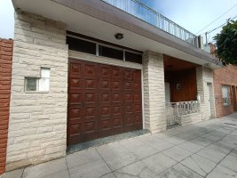 CASA 3 Amb EN VENTA EN BOULOGNE c/terraza