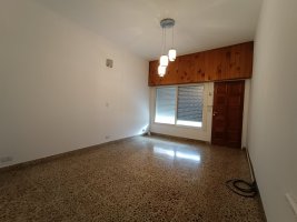 CASA 3 Amb EN VENTA EN BOULOGNE c/terraza