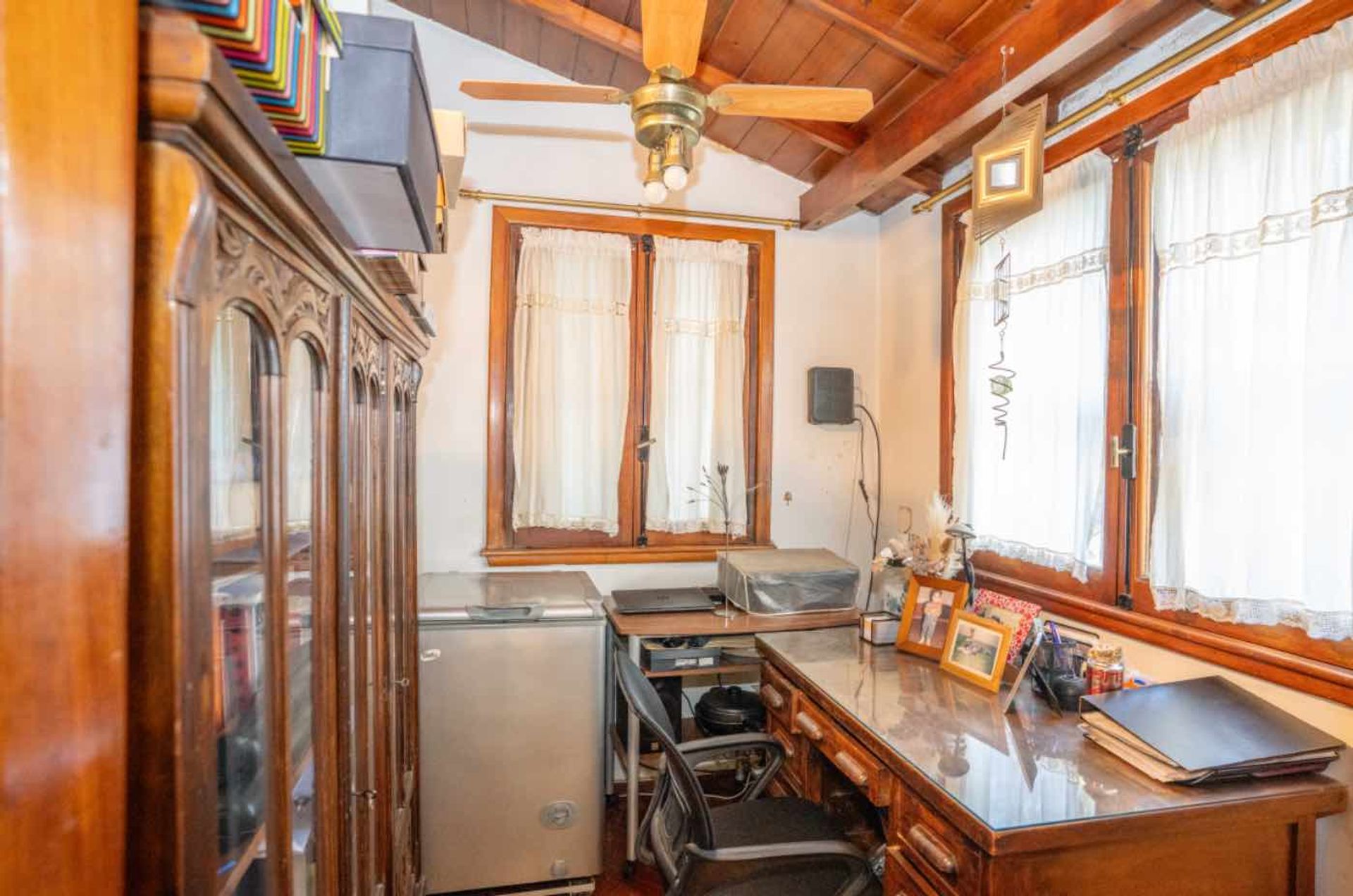 Casa c/jardin y parrilla en venta en Florida Este