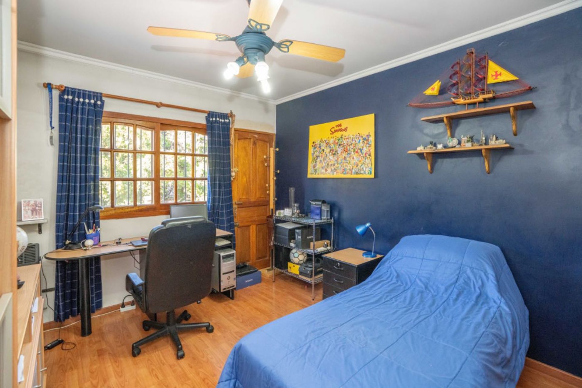 Casa c/jardin y parrilla en venta en Florida Este