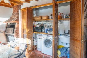 Casa c/jardin y parrilla en venta en Florida Este
