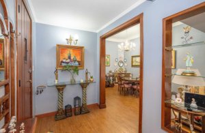 Casa c/jardin y parrilla en venta en Florida Este