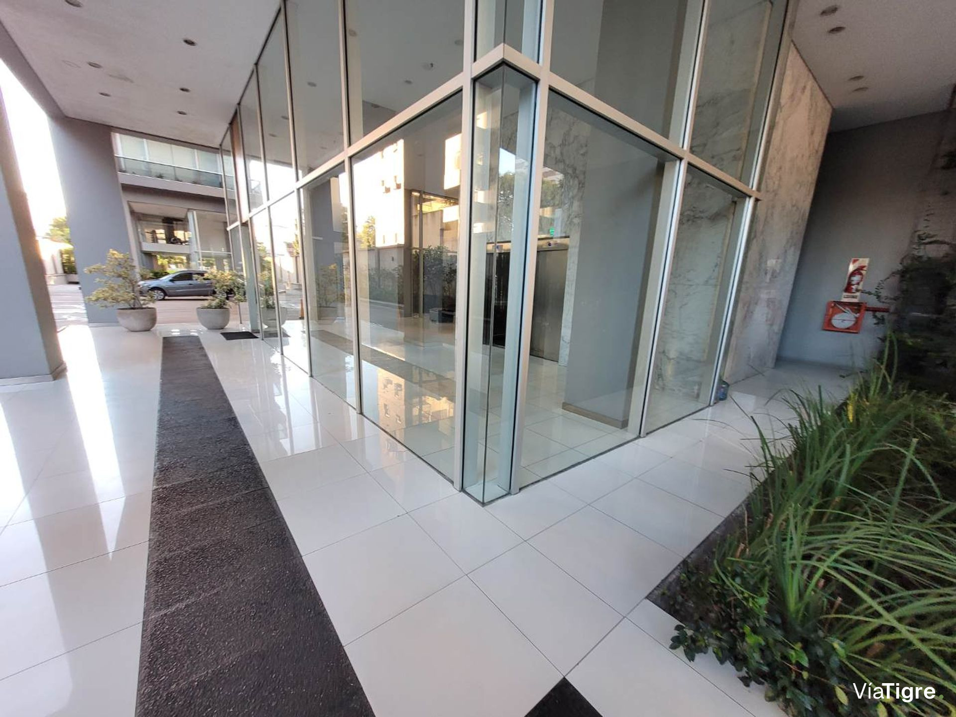 Alquiler 2 amb. c/cochera y amenities en Vte Lopez