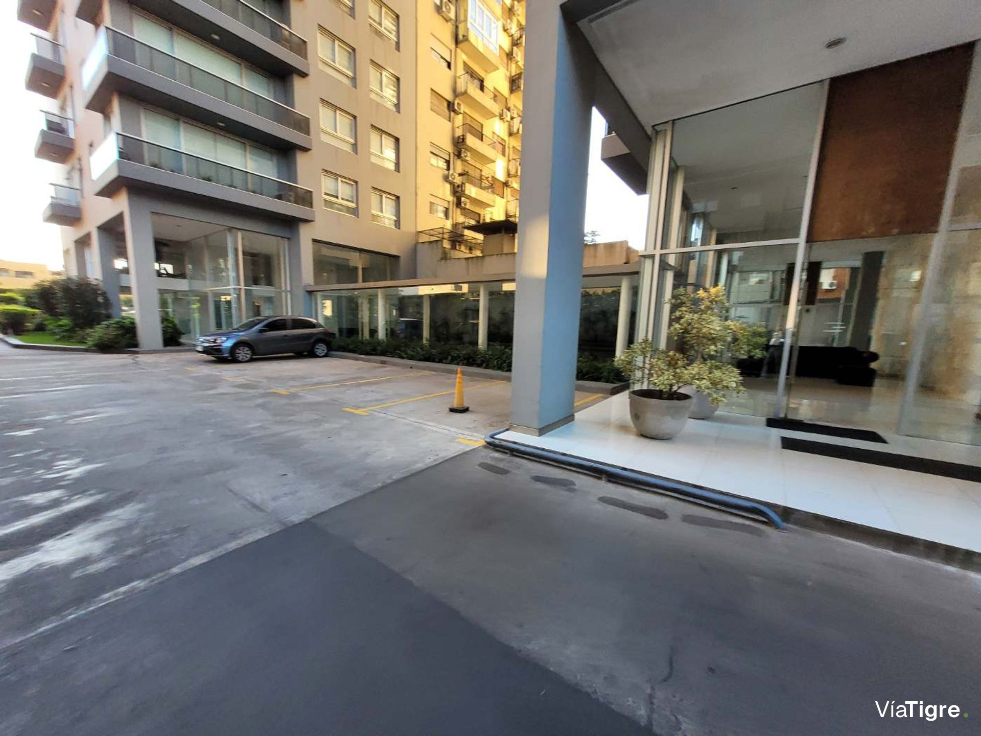 Alquiler 2 amb. c/cochera y amenities en Vte Lopez