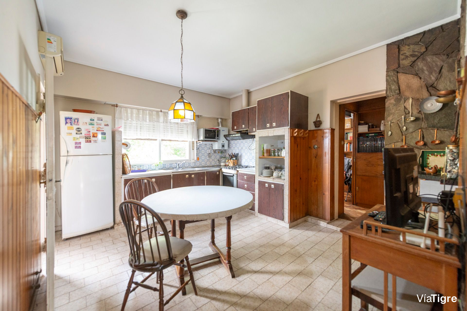 Casa multifamiliar Venta 7 amb. con jardin-Olivos