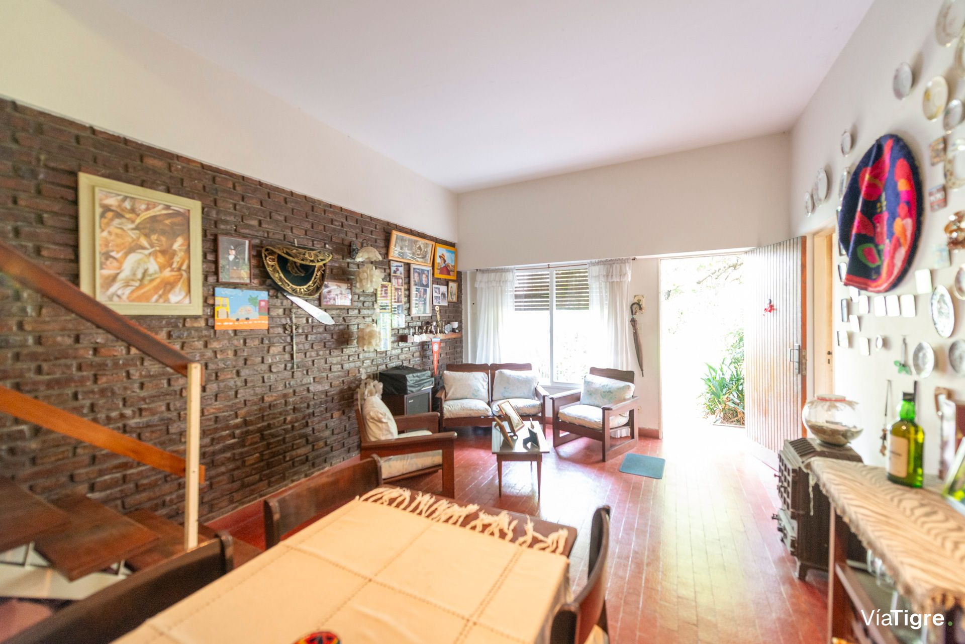 Casa multifamiliar Venta 7 amb. con jardin-Olivos