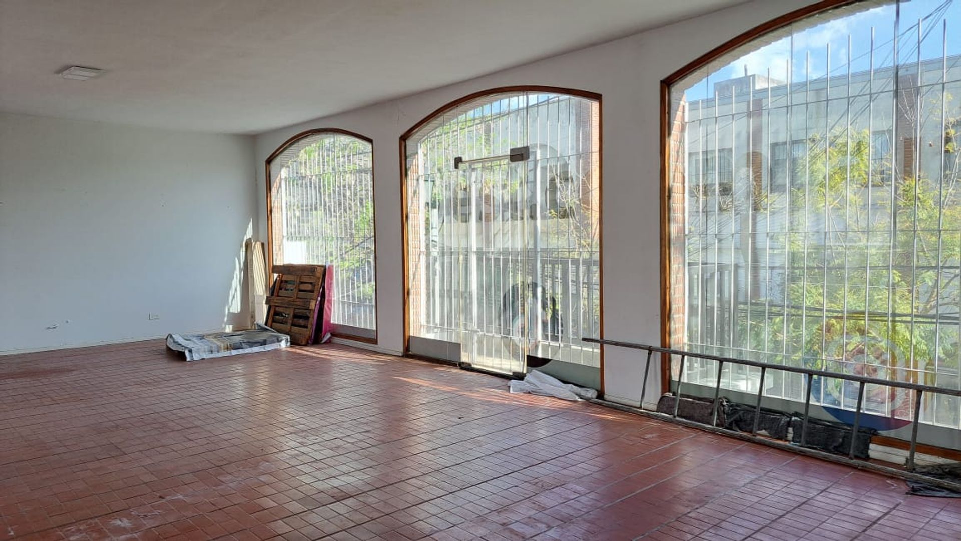 Venta Local Comercial A La Calle En San Isidro