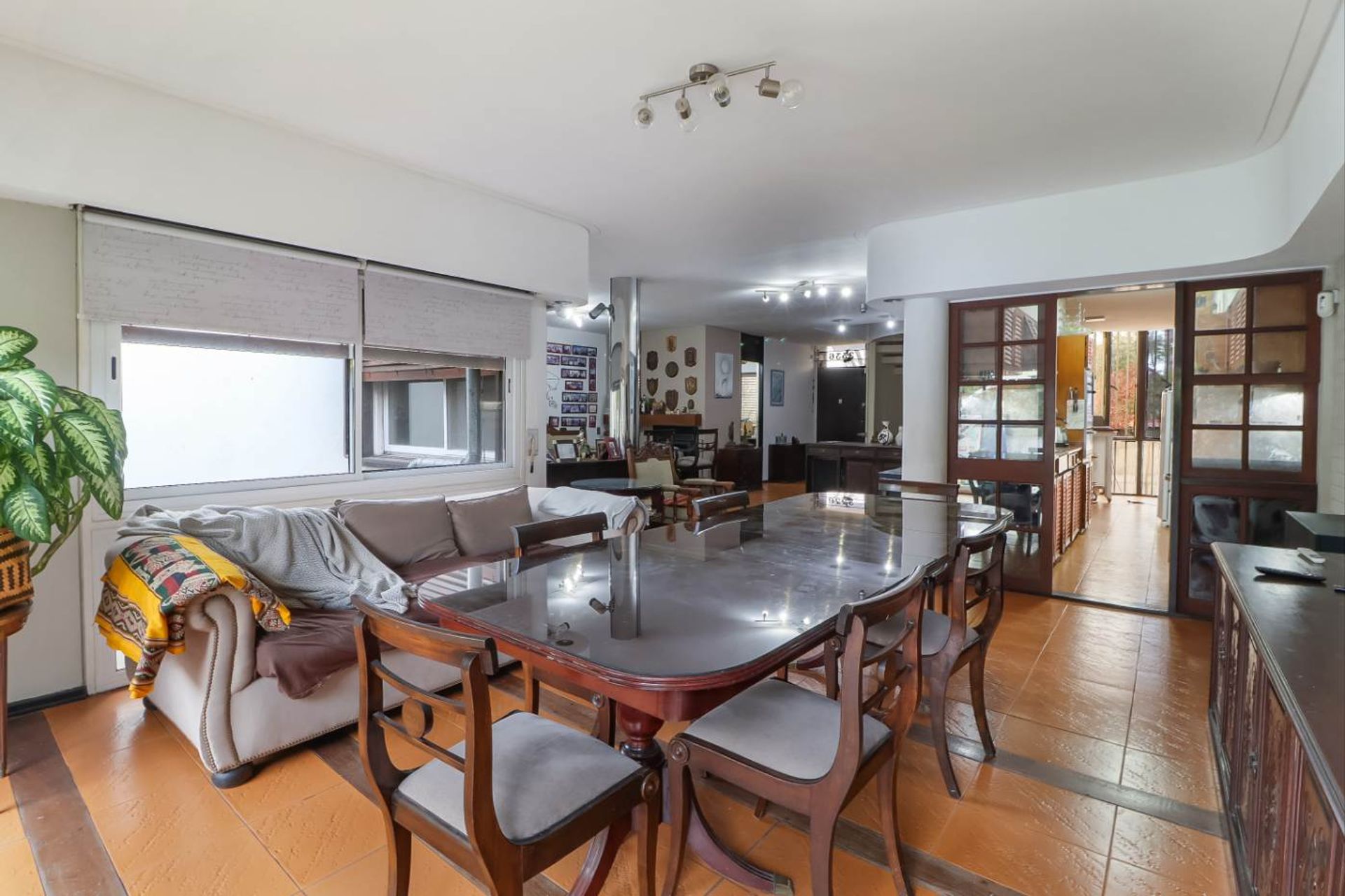 VENTA Casa 6 amb Olivos Parque Cocheras Pileta