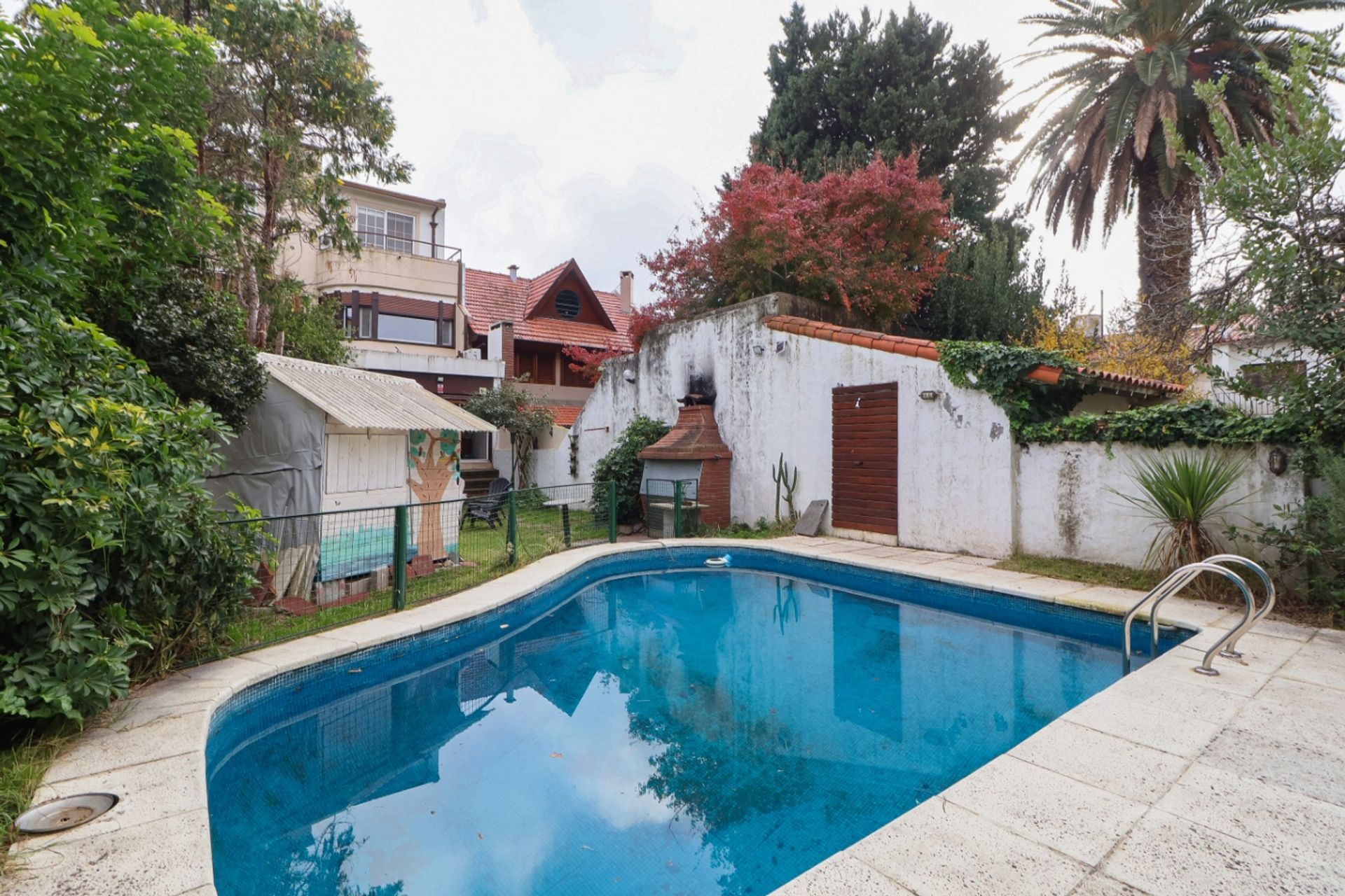 VENTA Casa 6 amb Olivos Parque Cocheras Pileta