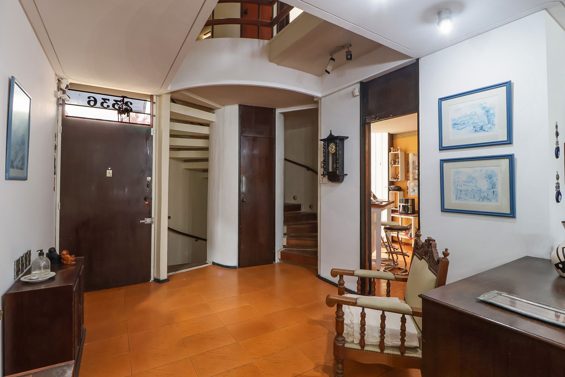 VENTA Casa 6 amb Olivos Parque Cocheras Pileta