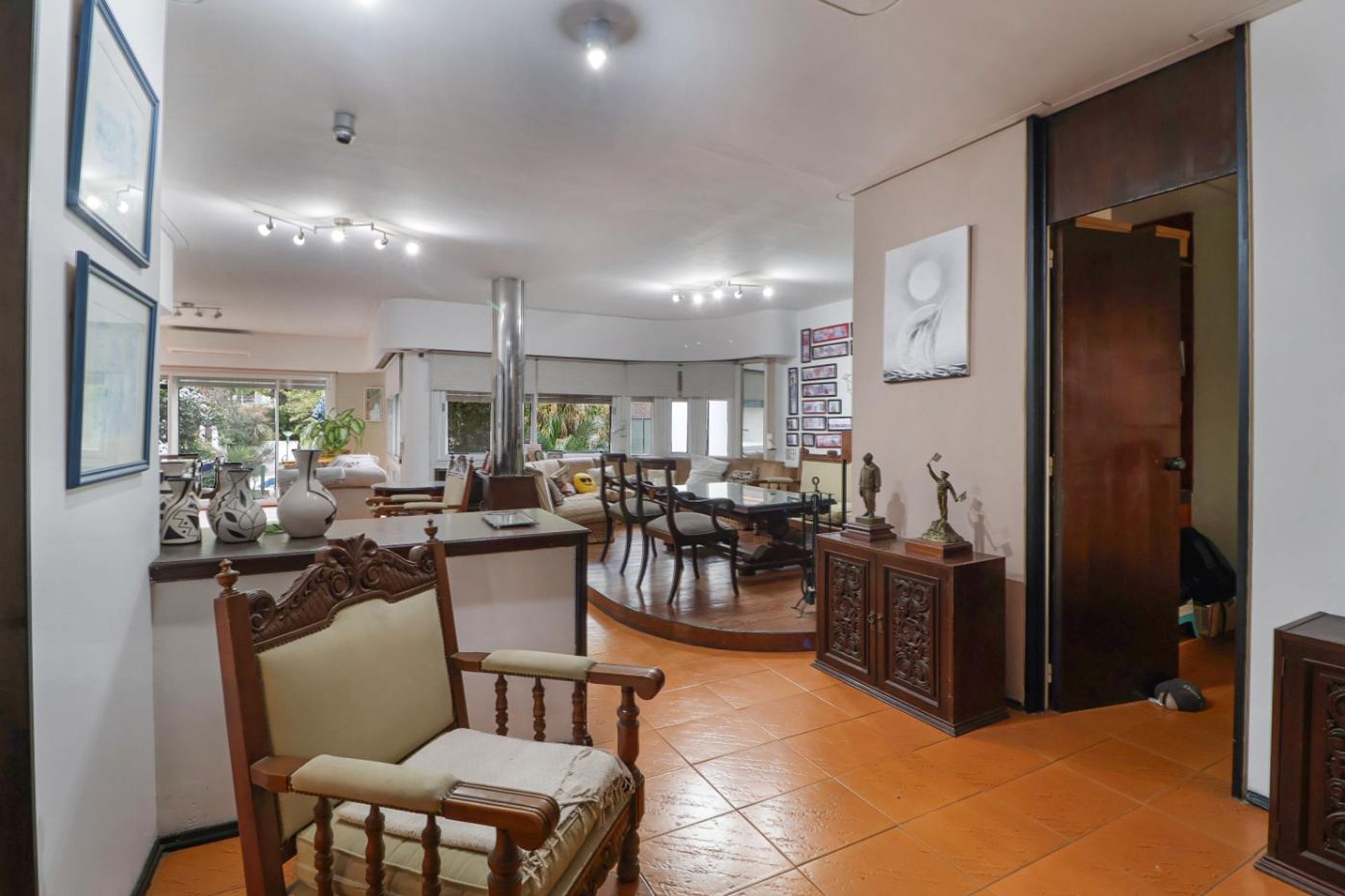 VENTA Casa 6 amb Olivos Parque Cocheras Pileta