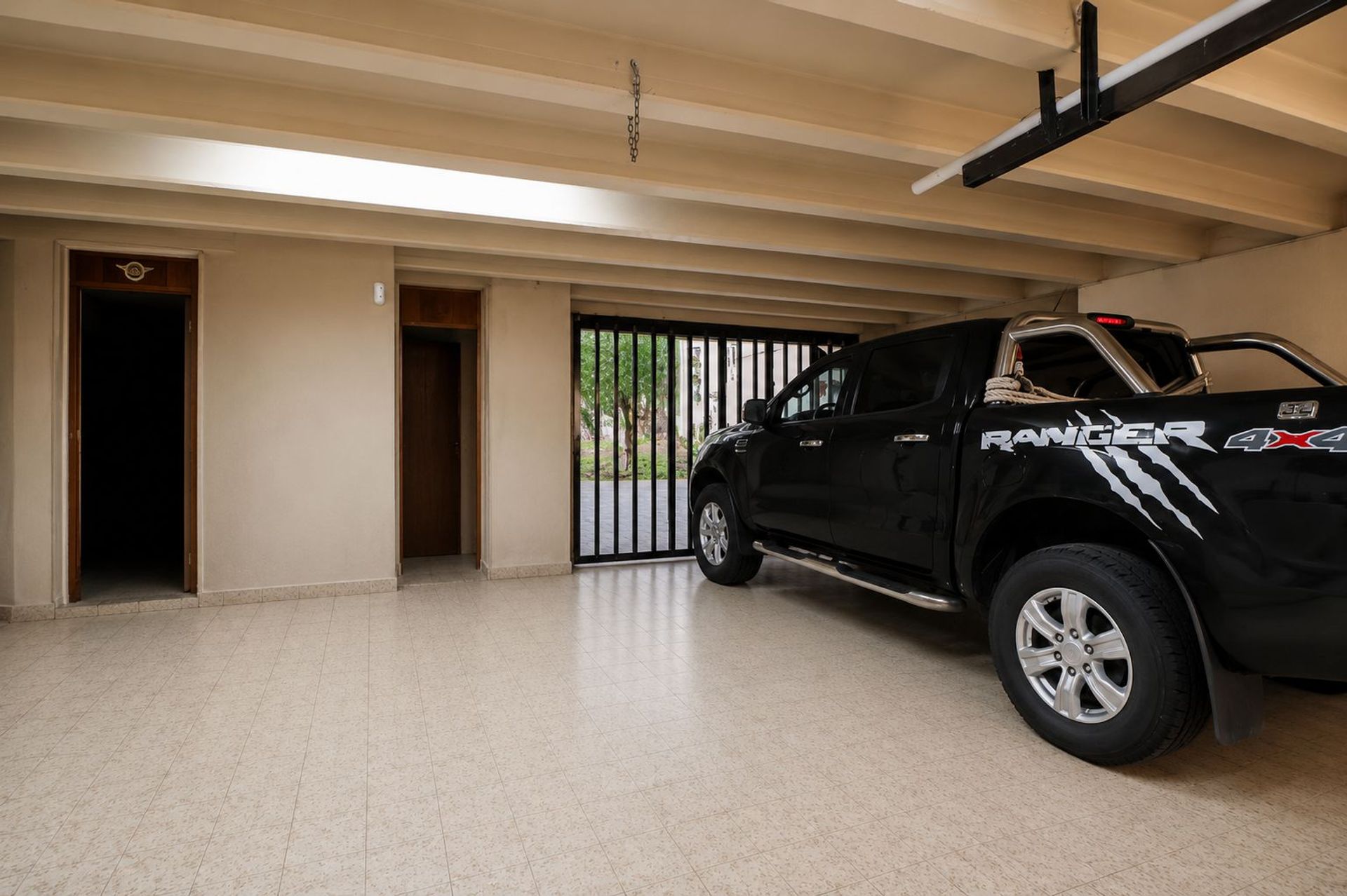 VENTA Casa 6 amb Olivos Parque Cocheras Pileta