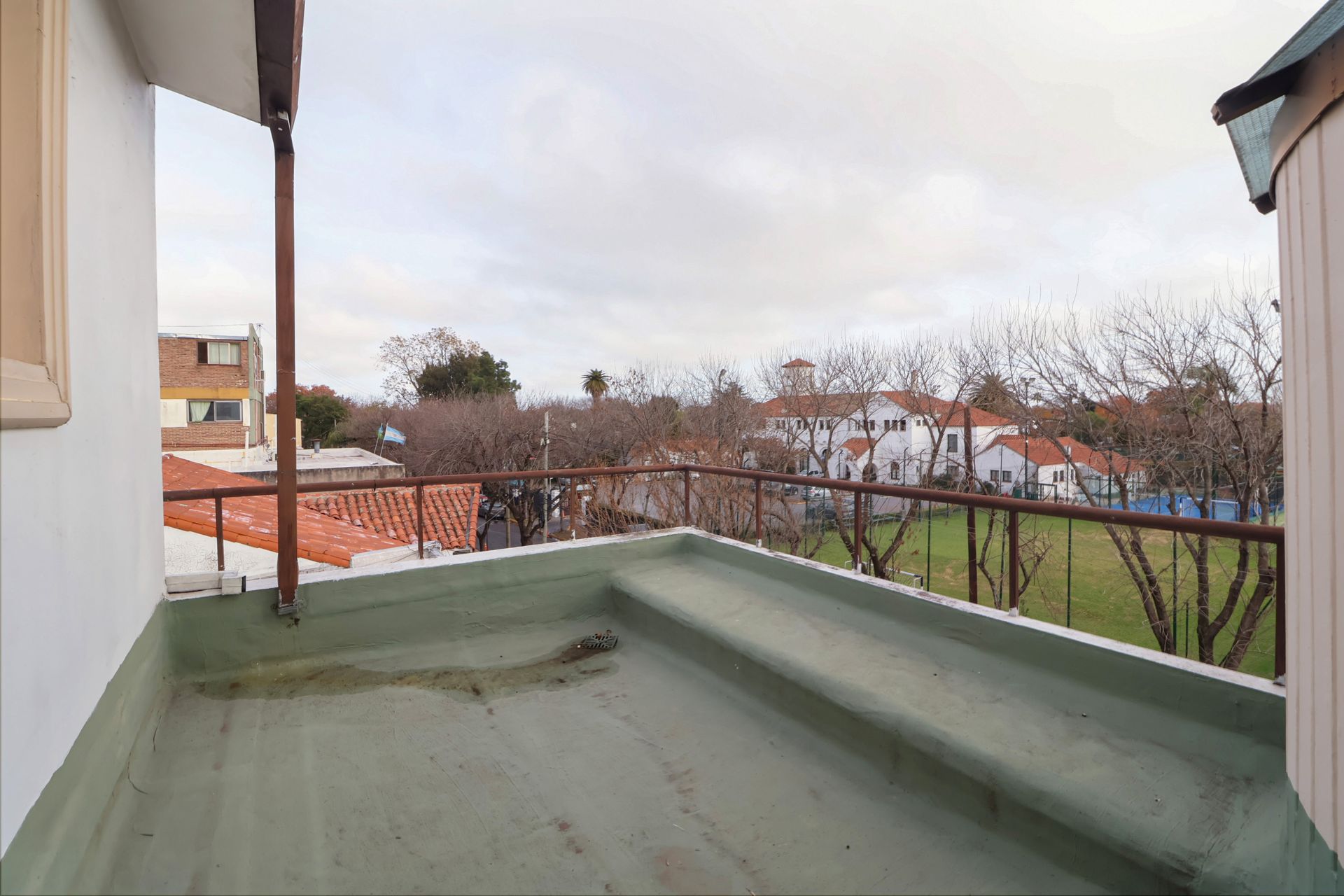VENTA Casa 6 amb Olivos Parque Cocheras Pileta