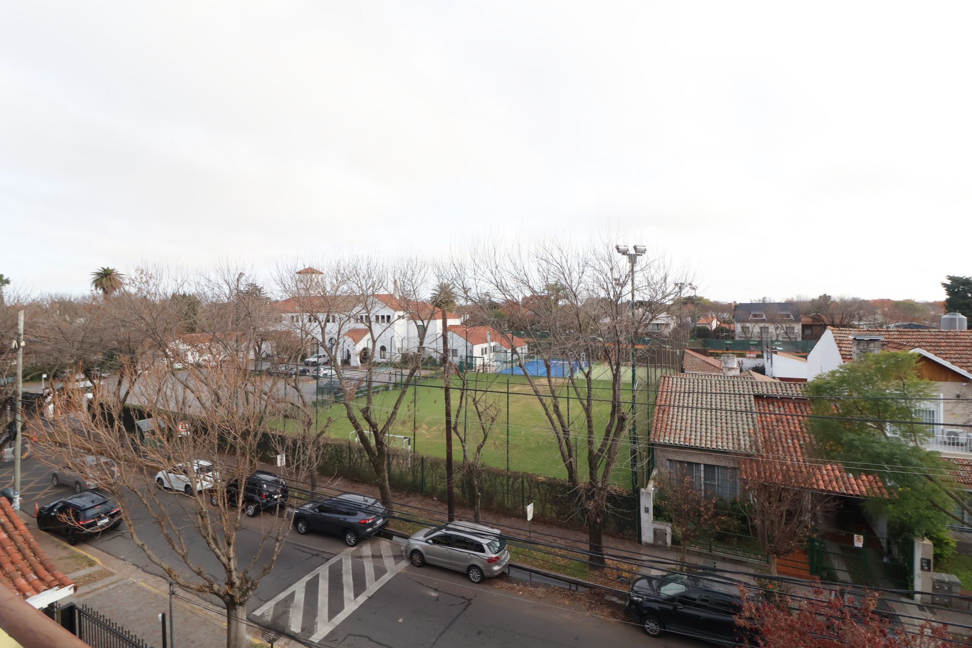 VENTA Casa 6 amb Olivos Parque Cocheras Pileta
