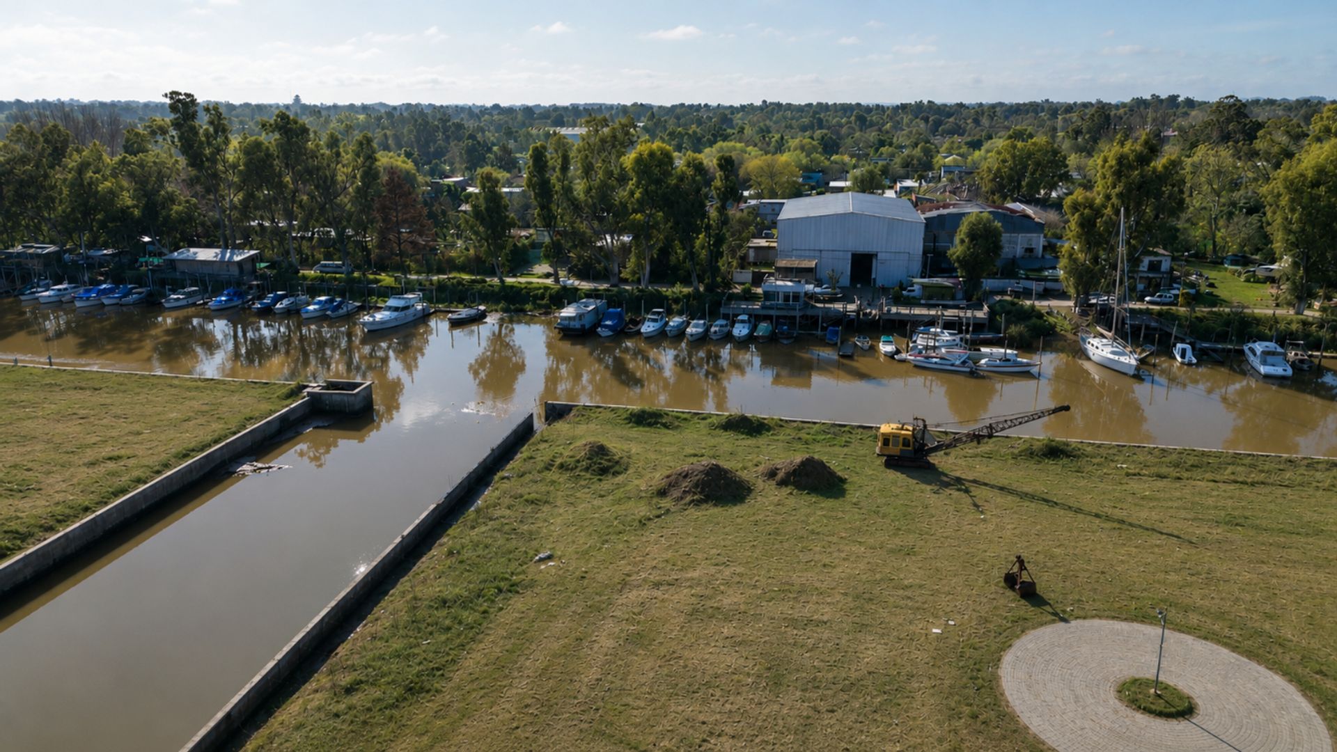 Lote Premium con Amarra en Náutico Villanueva