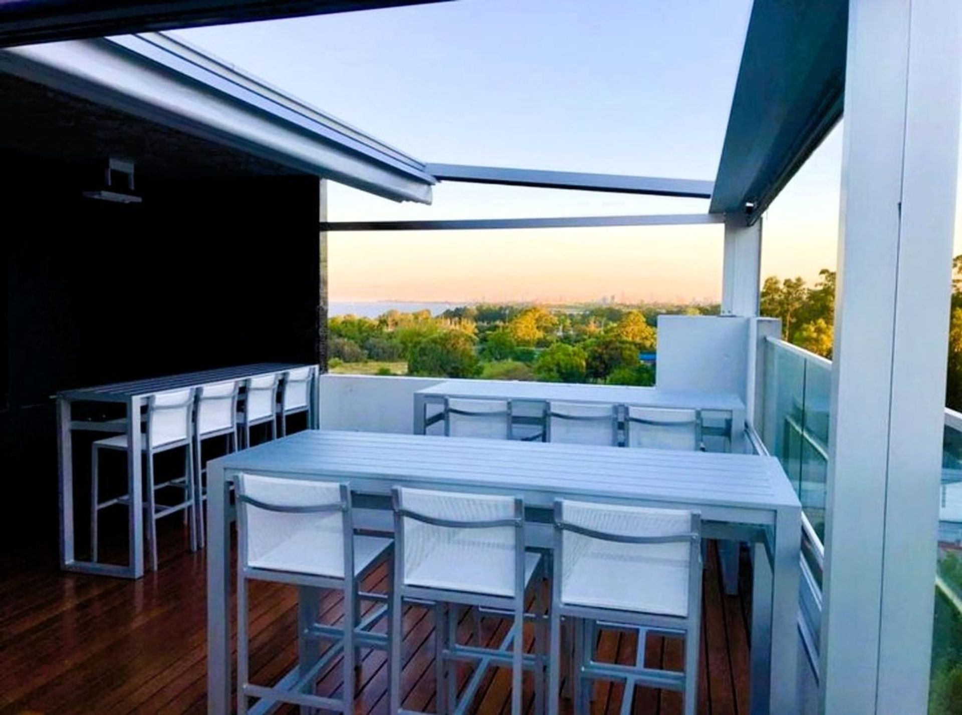 Venta Piso 298Mts. Premium .Puerto De Olivos.