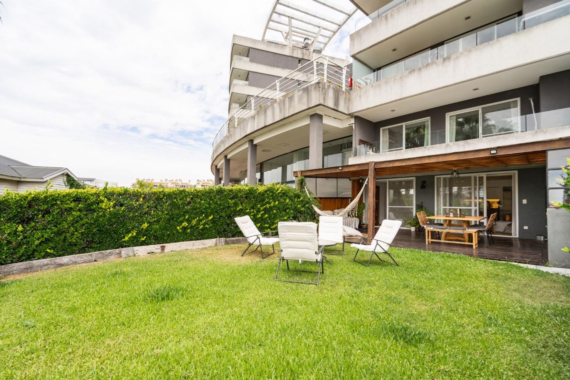 Venta Departamento 3 Ambientes Cocheras Nordelta