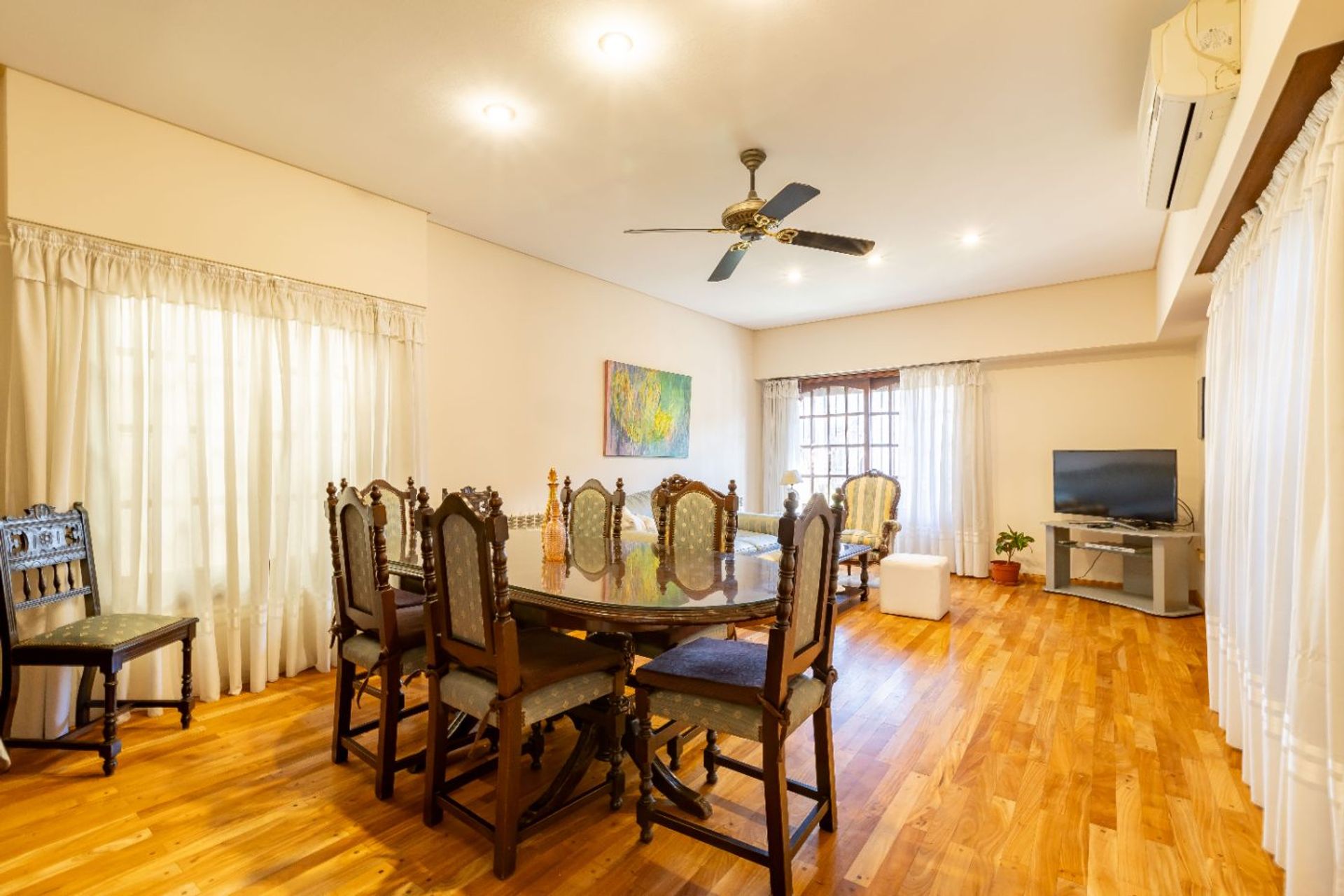 Venta Casa 6 Amb Olivos Roche Cochera Y Jardin