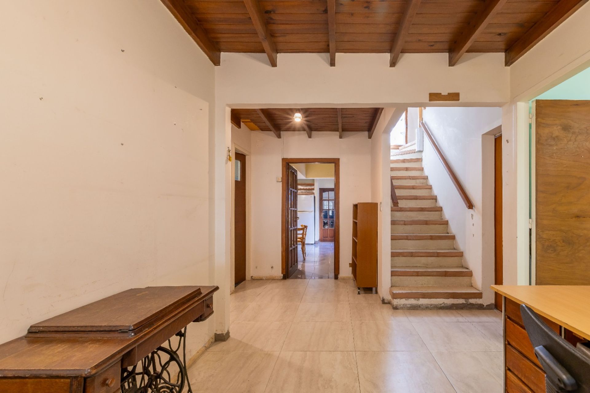 Venta Casa 6 Amb Olivos Roche Cochera Y Jardin