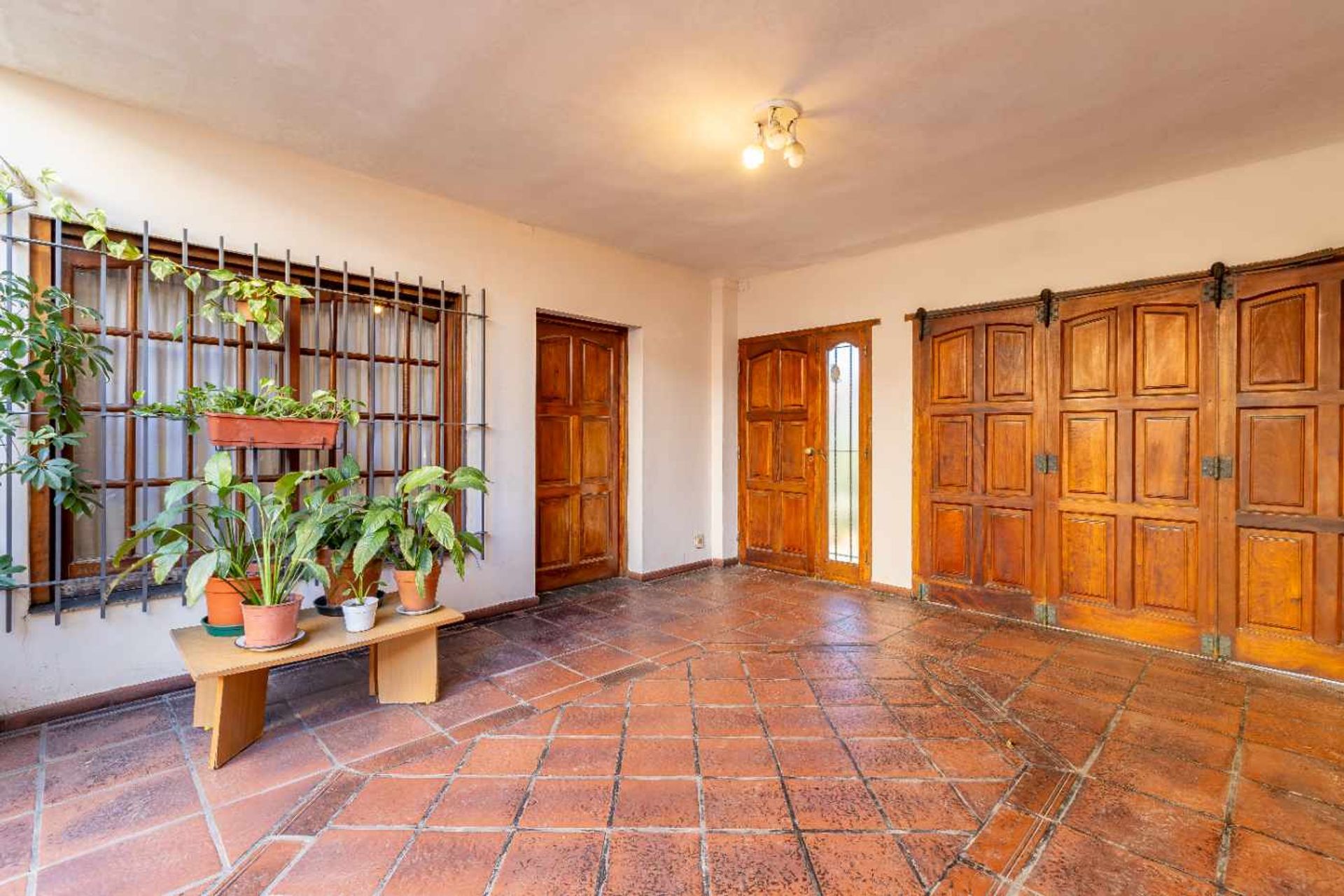 Venta Casa 6 Amb Olivos Roche Cochera Y Jardin