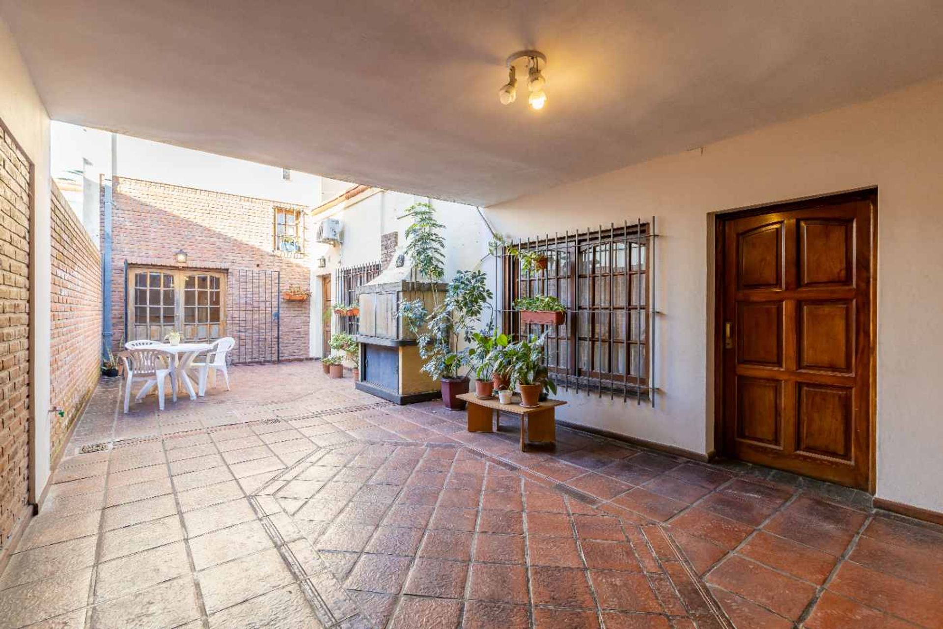 Venta Casa 6 Amb Olivos Roche Cochera Y Jardin