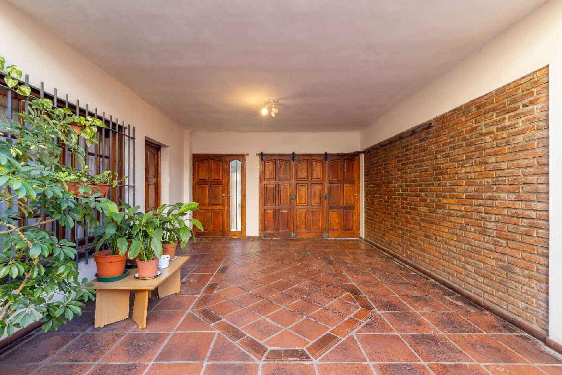Venta Casa 6 Amb Olivos Roche Cochera Y Jardin