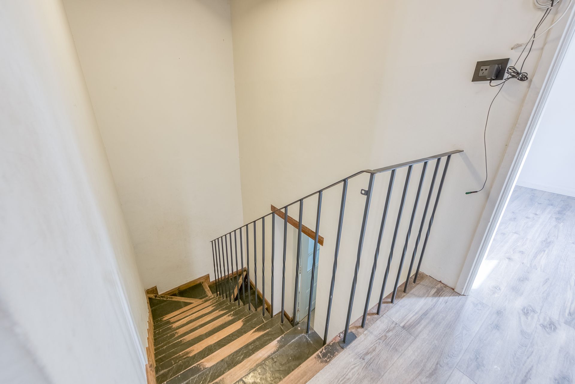Casa moderna con jardín y pileta