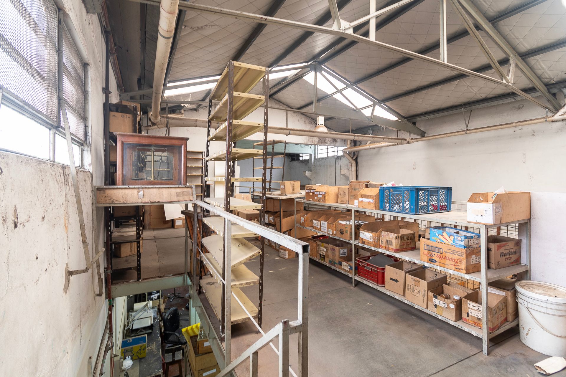 Venta Galpon / Deposito en Munro !!