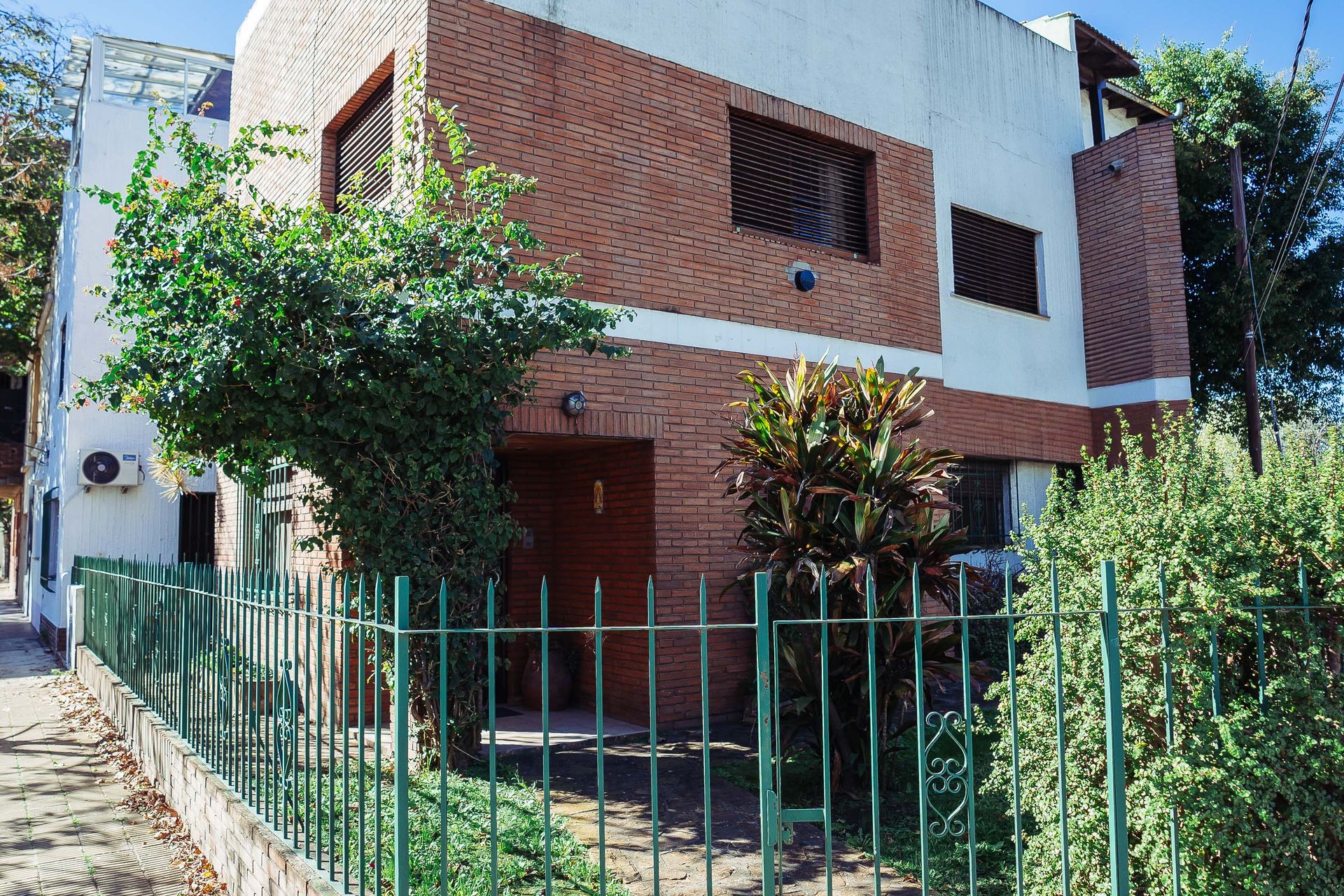 Venta casa multi Familia en Florida Oeste!