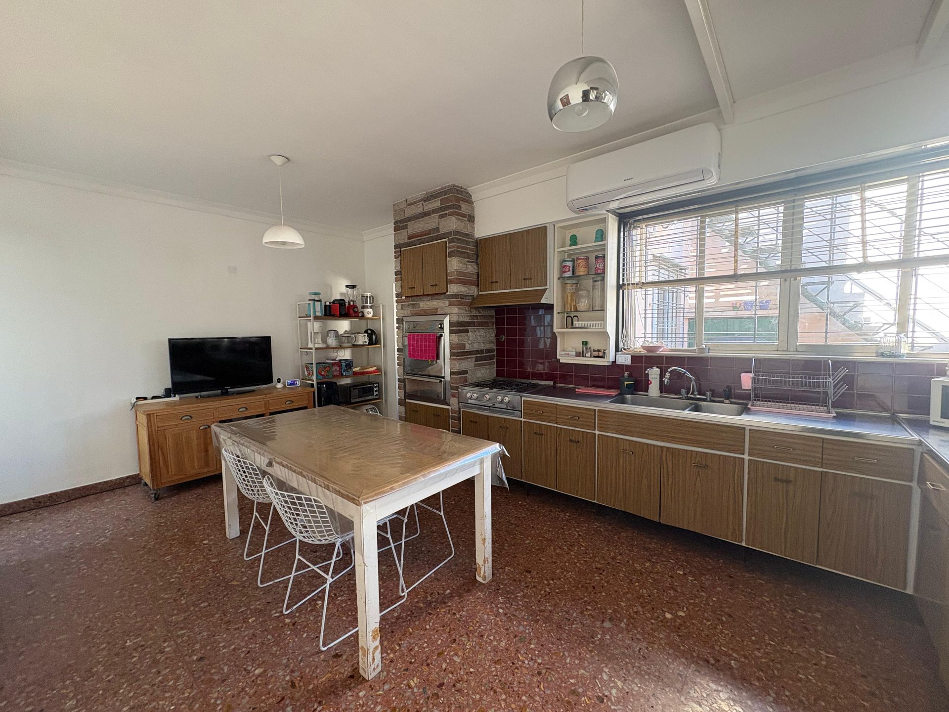 Venta Casa 5 Ambientes Carapachay con Terraza
