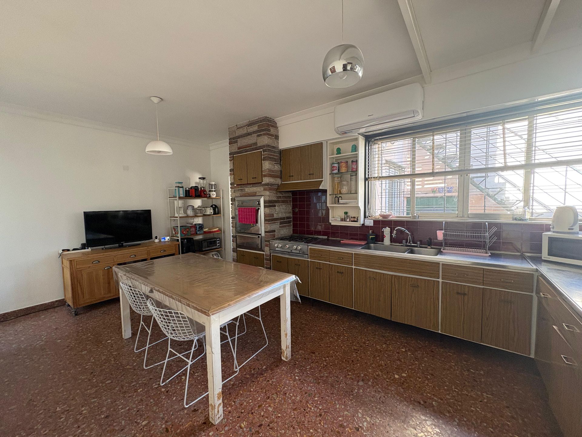 Venta Casa 5 Ambientes Carapachay con Terraza