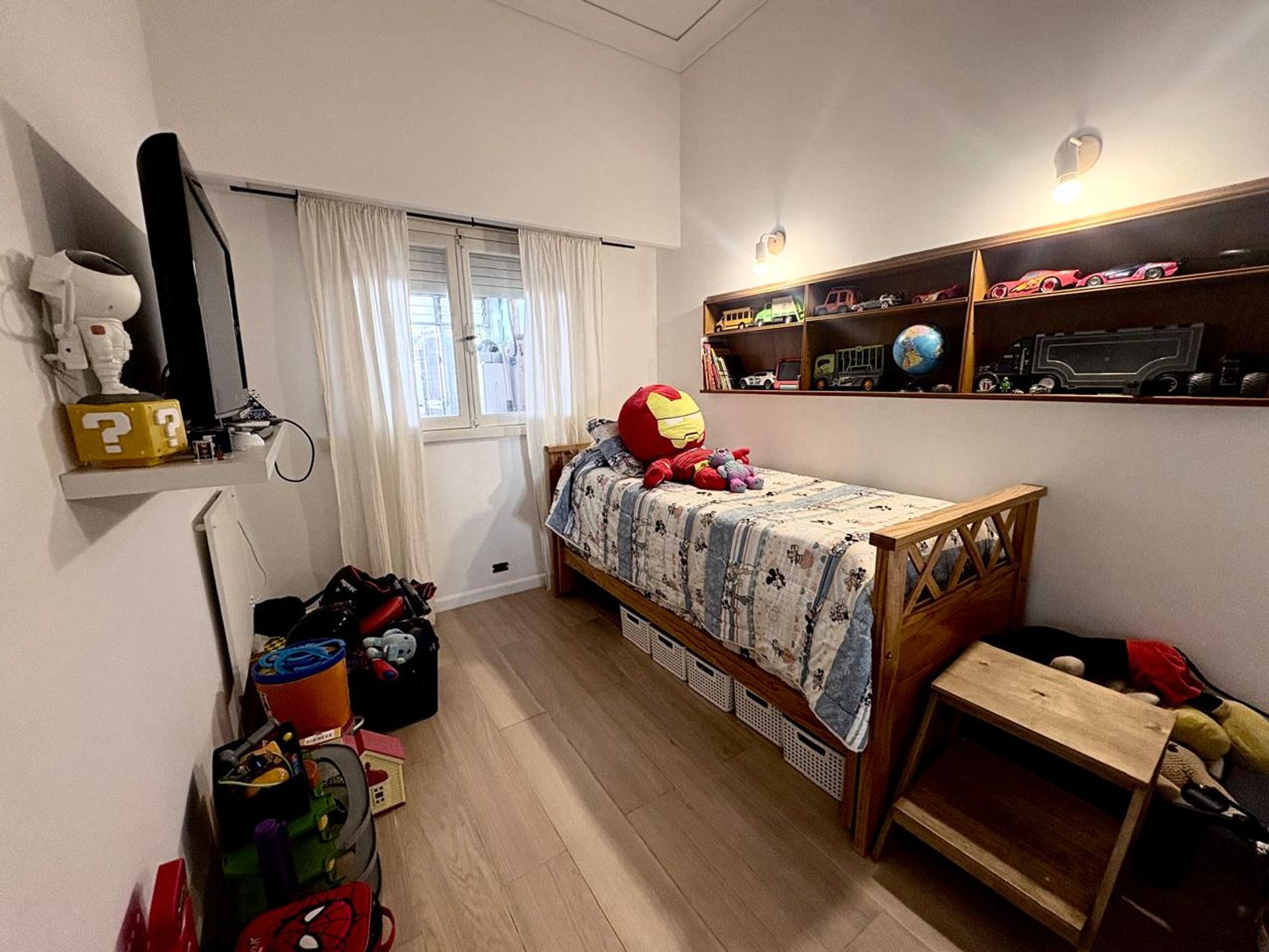 Venta Casa 5 Ambientes Carapachay con Terraza