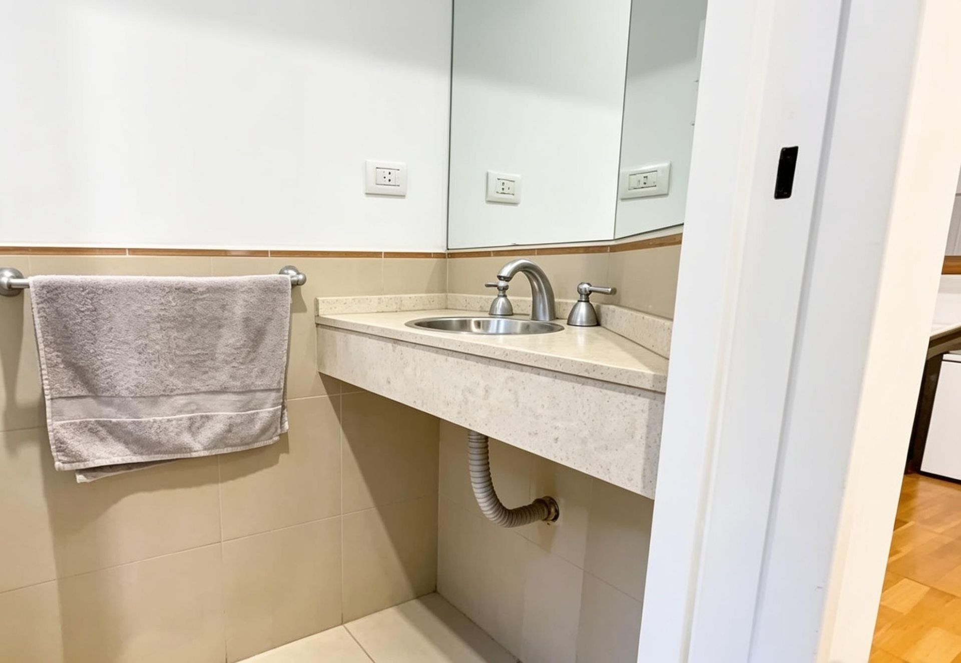 Venta Semipiso 4 Ambientes En Olivos, C/Cochera