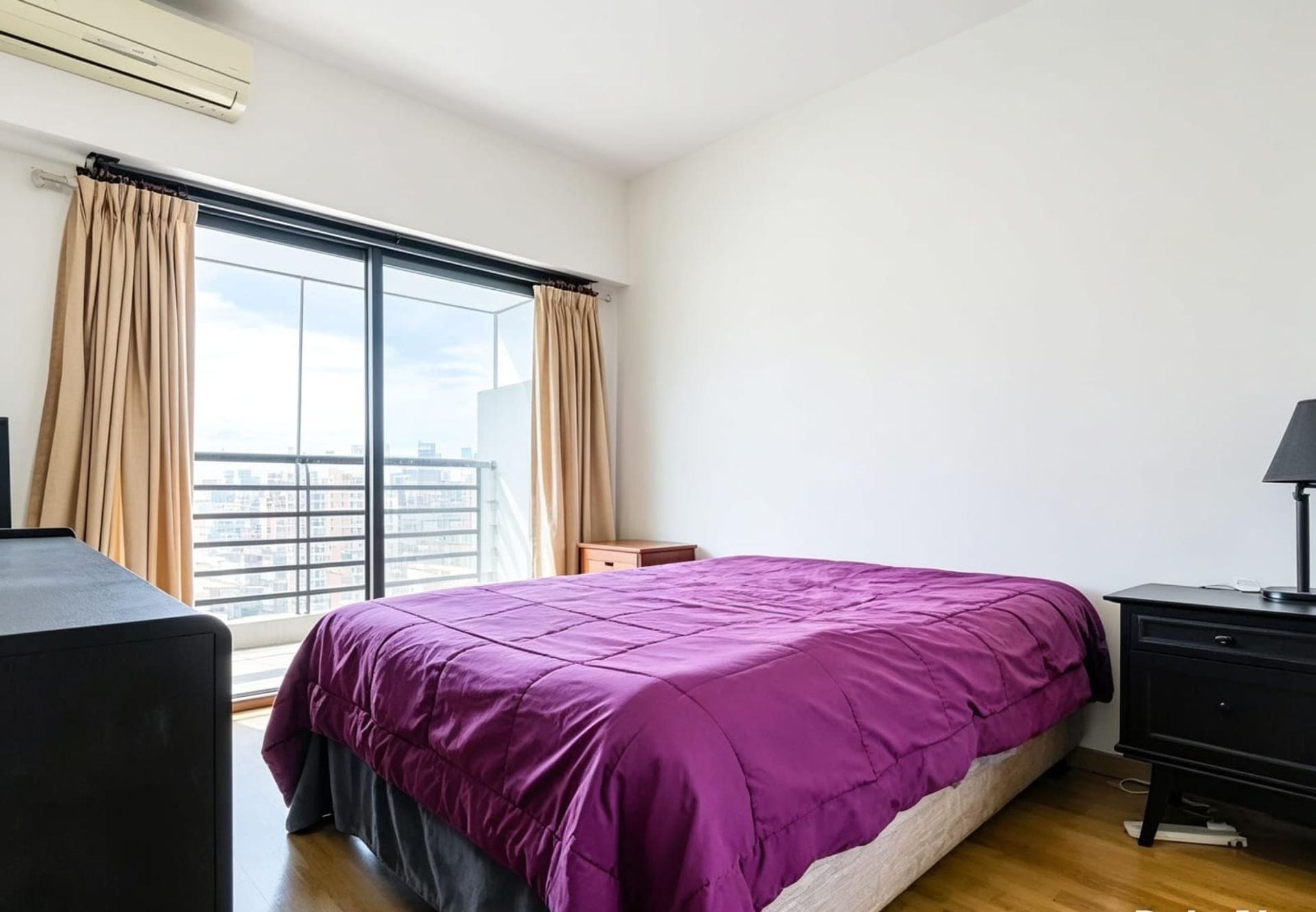 Venta Semipiso 4 Ambientes En Olivos, C/Cochera