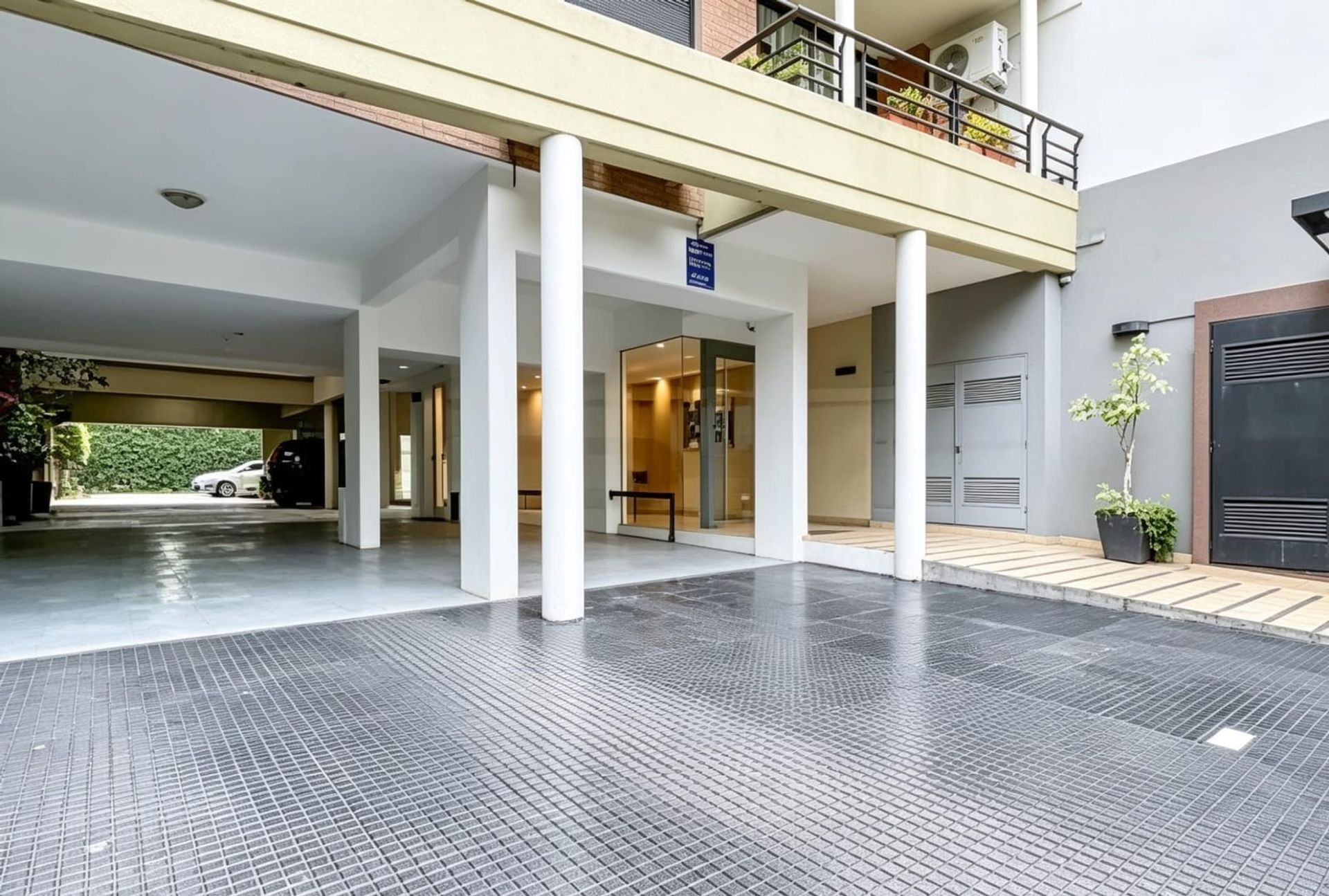 Venta Semipiso 4 Ambientes En Olivos, C/Cochera