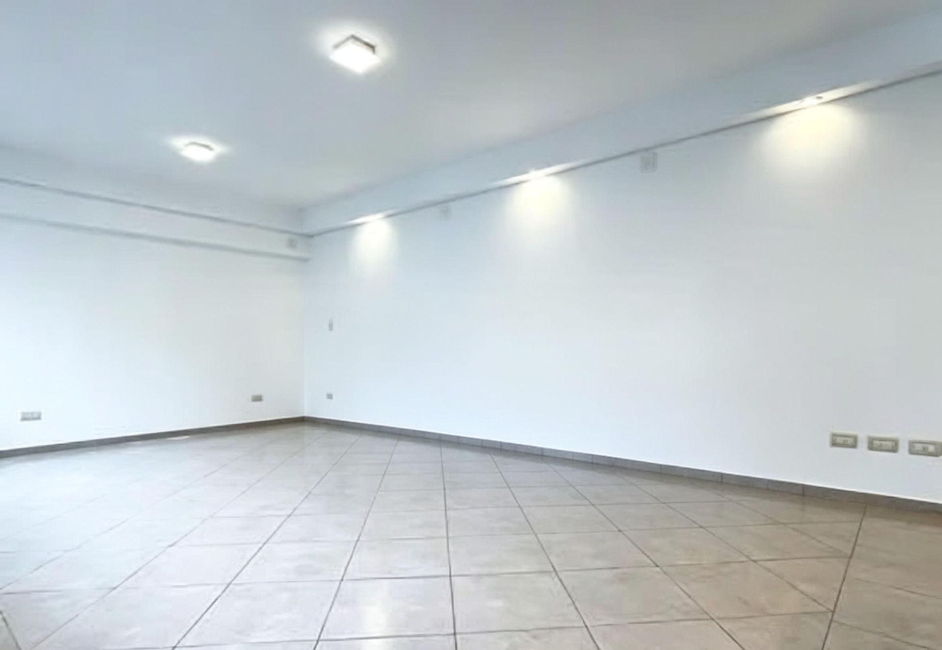 Venta Semipiso 4 Ambientes En Olivos, C/Cochera