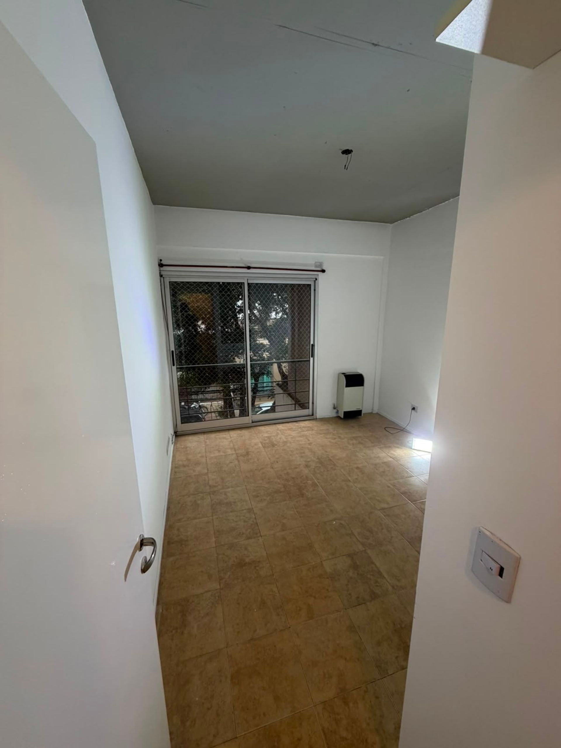Alquiler Departamento 2 Ambientes C/Cochera Desc