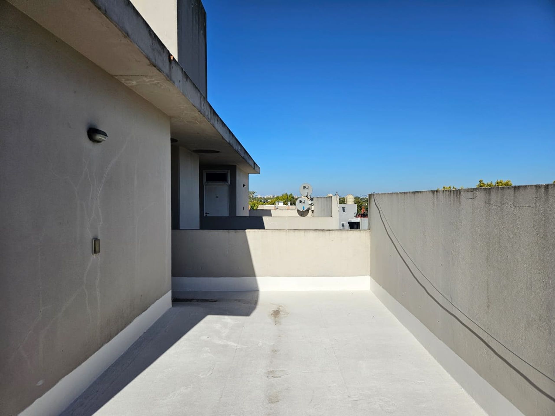 Alquiler Departamento 2 Ambientes C/Cochera Desc