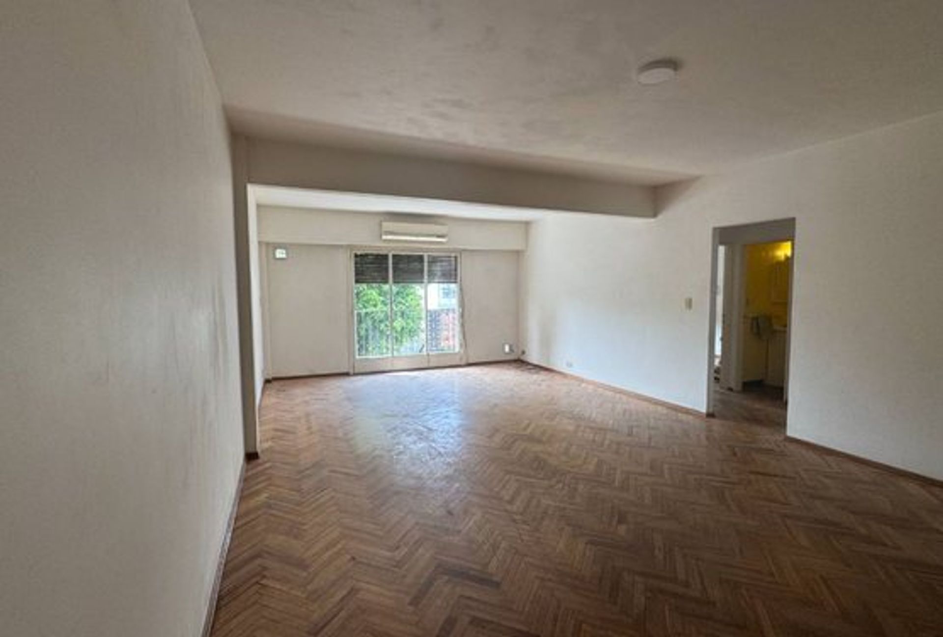 Venta 3 Ambientes Con Balcon Excelente Ubicación