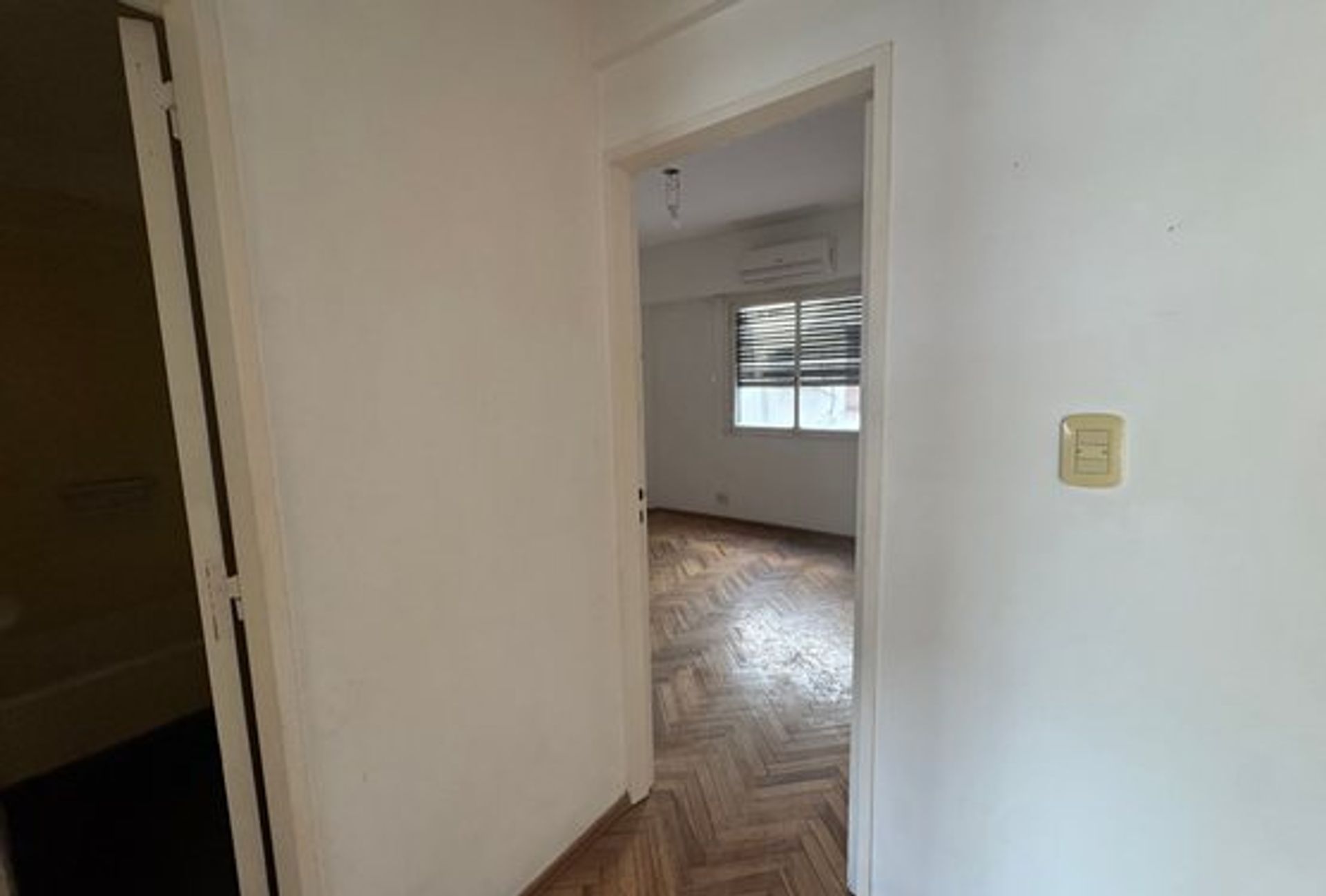 Venta 3 Ambientes Con Balcon Excelente Ubicación