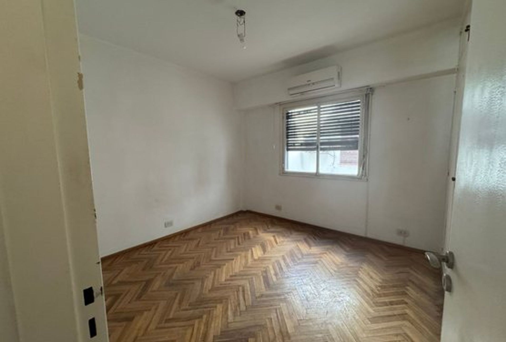 Venta 3 Ambientes Con Balcon Excelente Ubicación