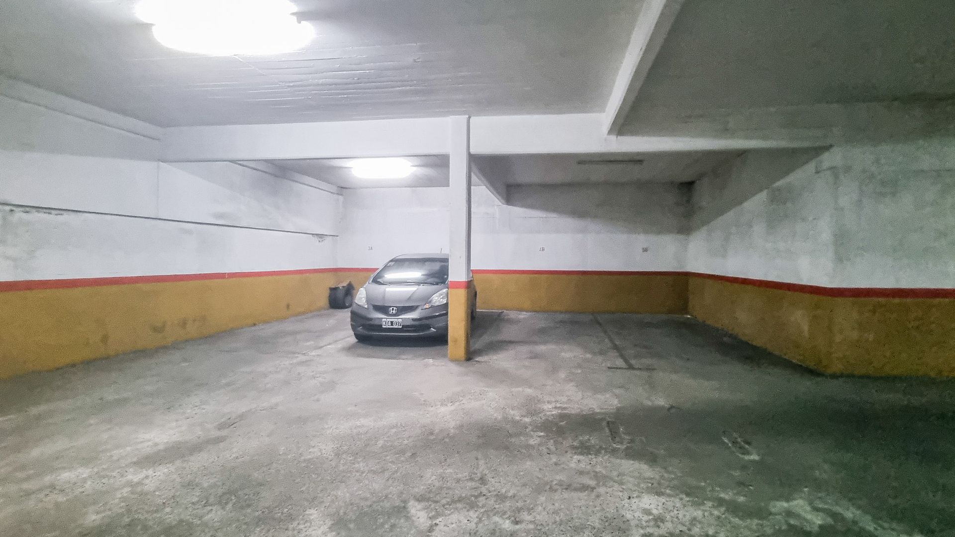 Depto. de tres ambientes amoblado en Martínez